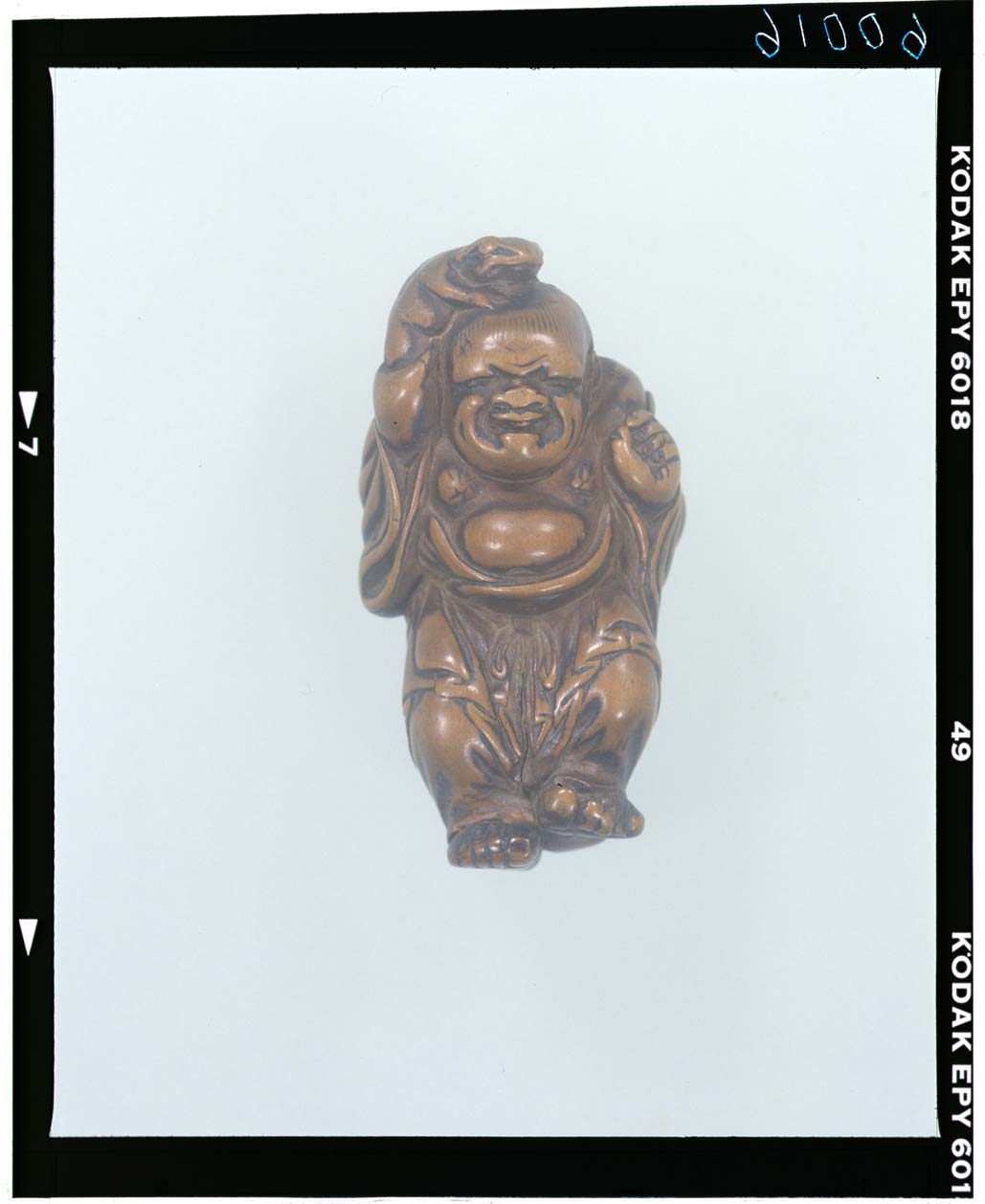 C0060016 蝦蟇仙人木彫根付 - 東京国立博物館 画像検索