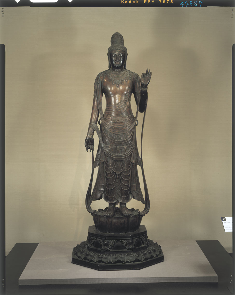 C0098344 聖観音菩薩立像（模造） - 東京国立博物館 画像検索
