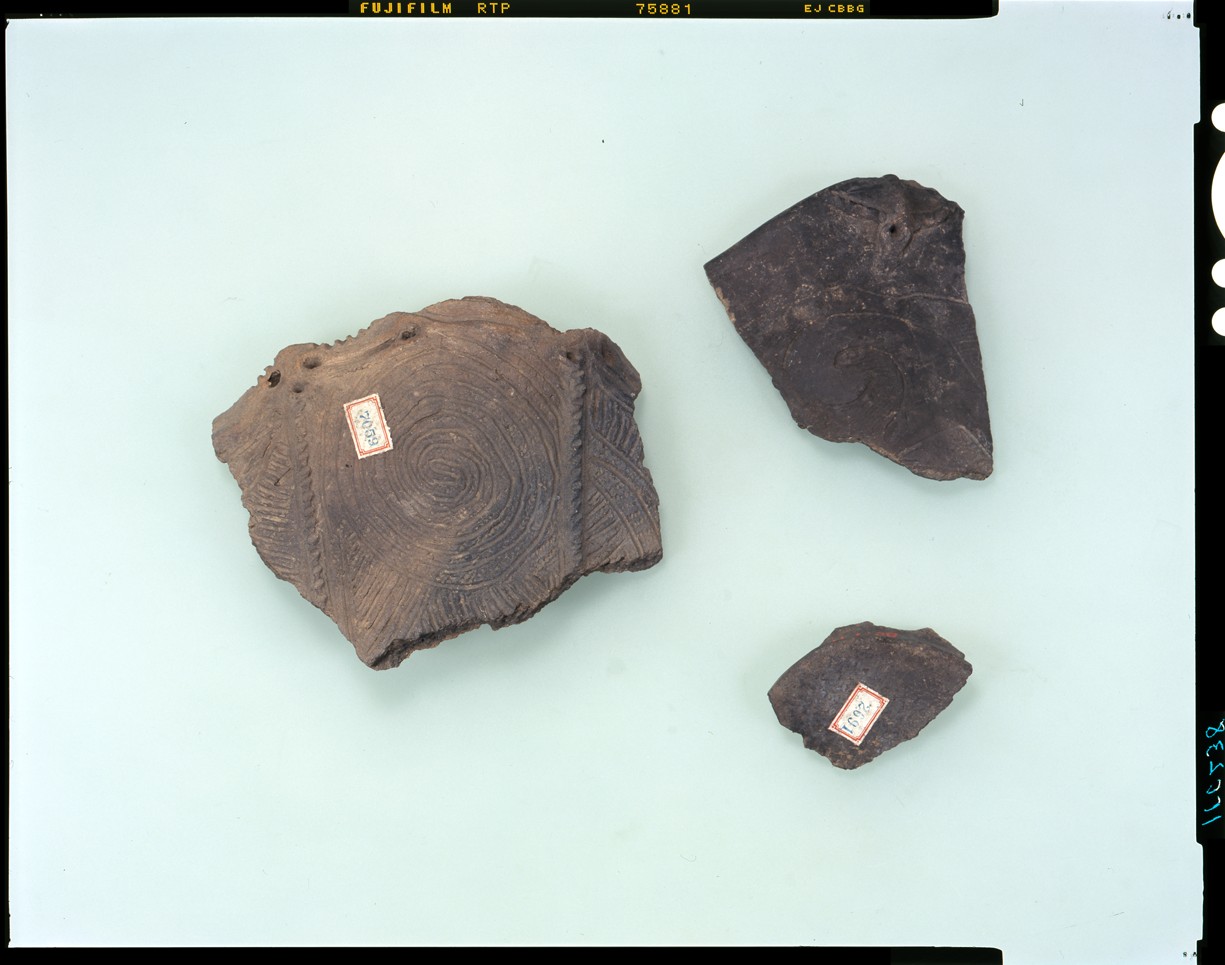 C 縄文土器破片 東京国立博物館 画像検索