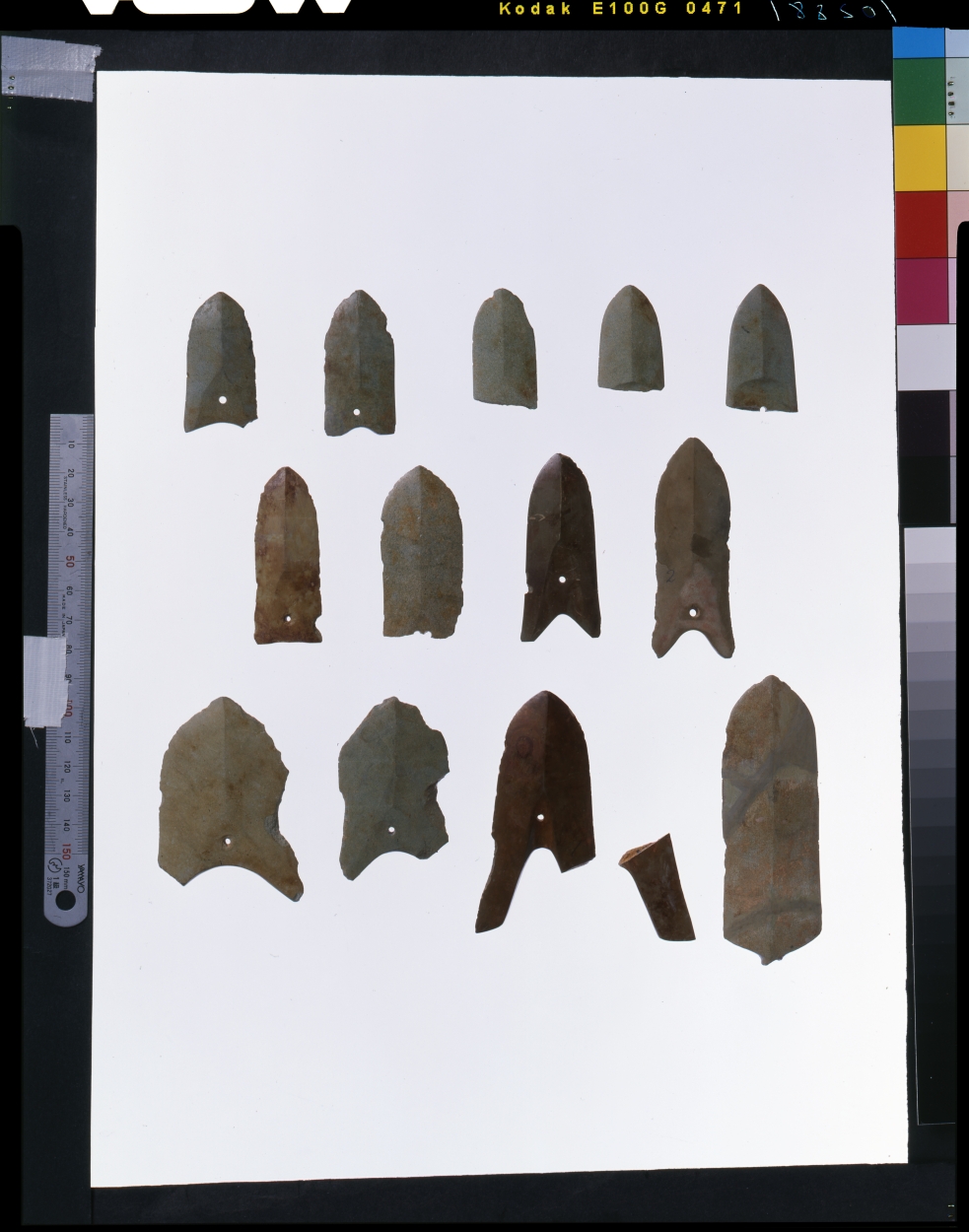 C0102881 鏃形石製品 - 東京国立博物館 画像検索